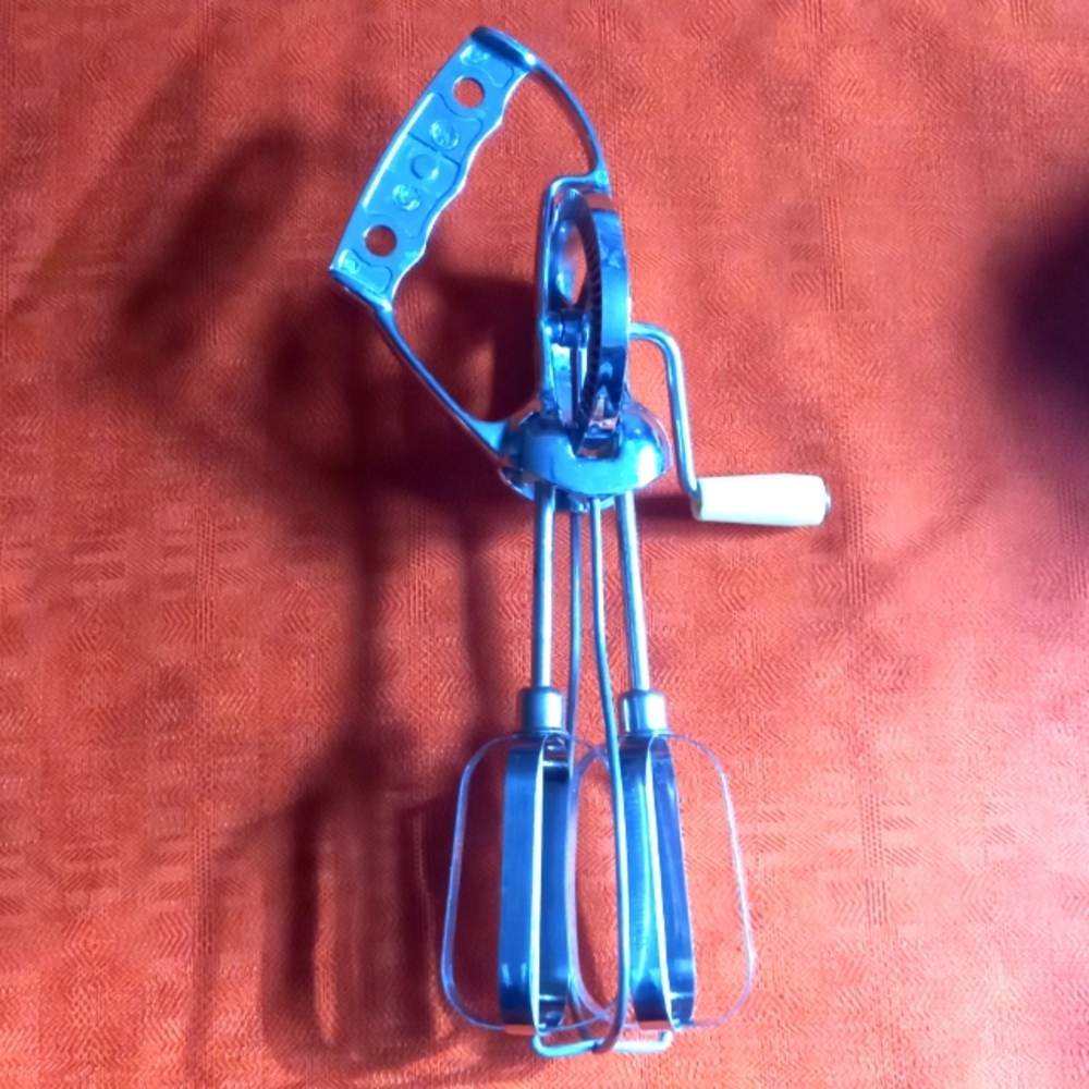 Vintage egg beater